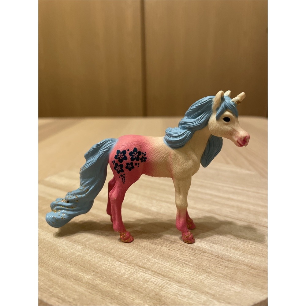 Schleich Bayala Unicorn Foal Fantasy Figure